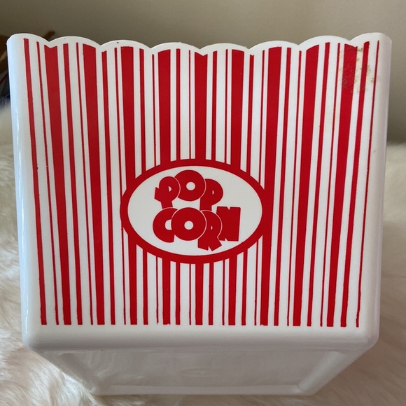 Set of five huge plastic popcorn bowls - Picture 4 of 6